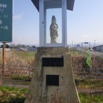 由仁の三叉路の仏像
